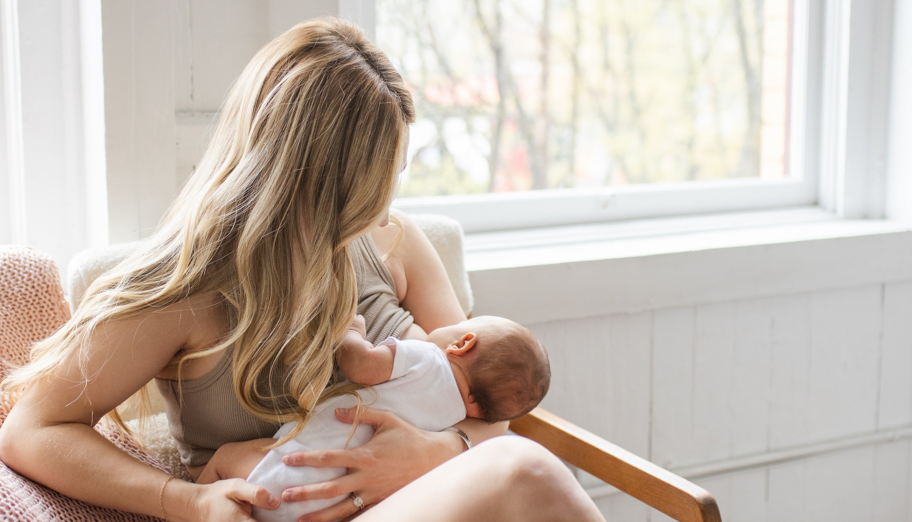 Momme | Caring for mom and baby through matrescence