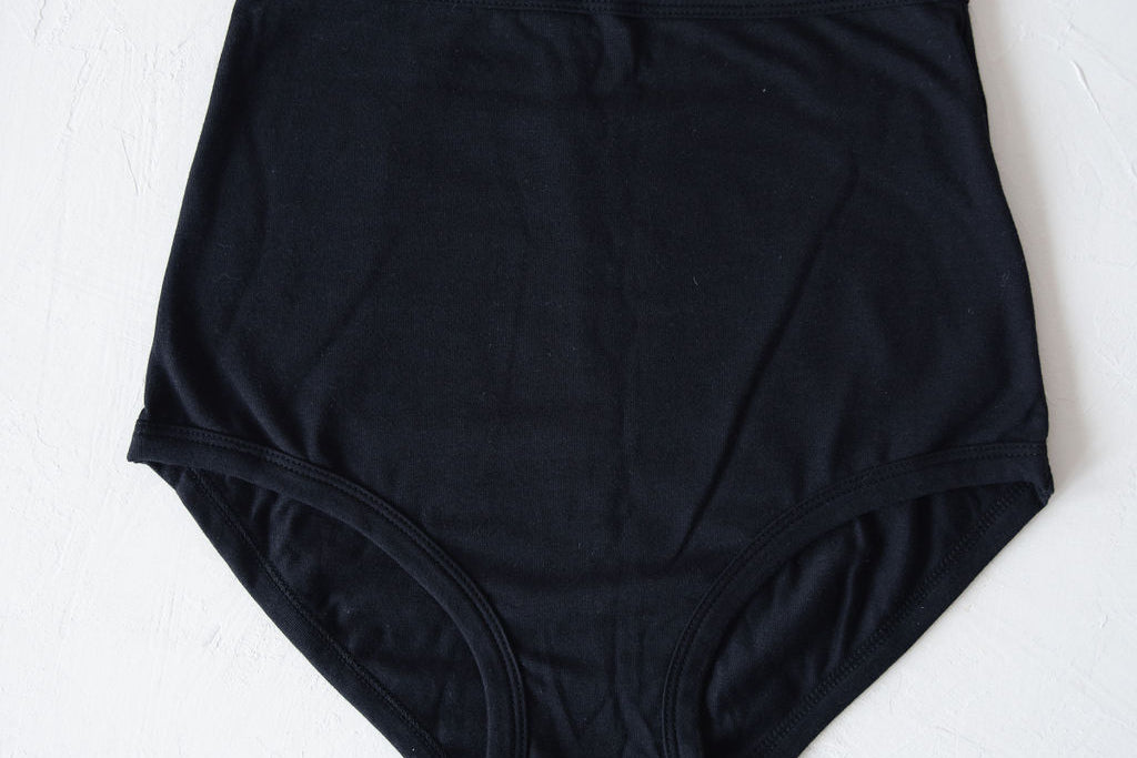 Black high-waisted pregnancy and postpartum briefs in deep navy by Momme