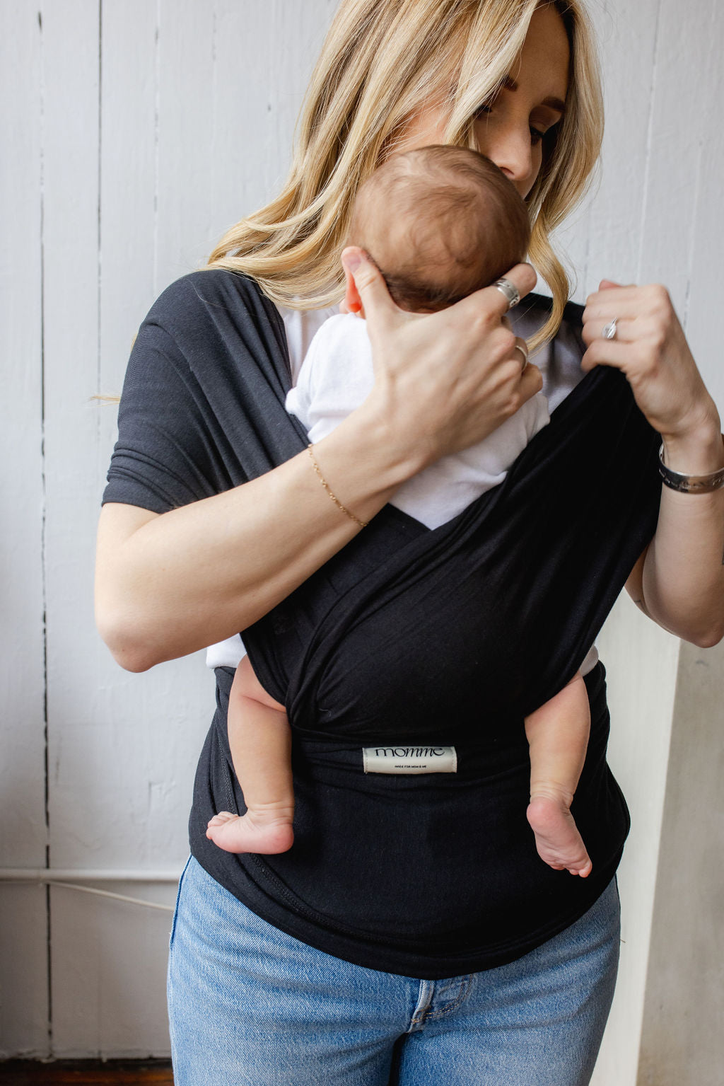 Momme Wrap Tutorial | Step 7 carefully put baby in